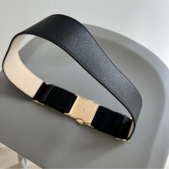 Luxury Buckle Belt - Picture 5 of 9